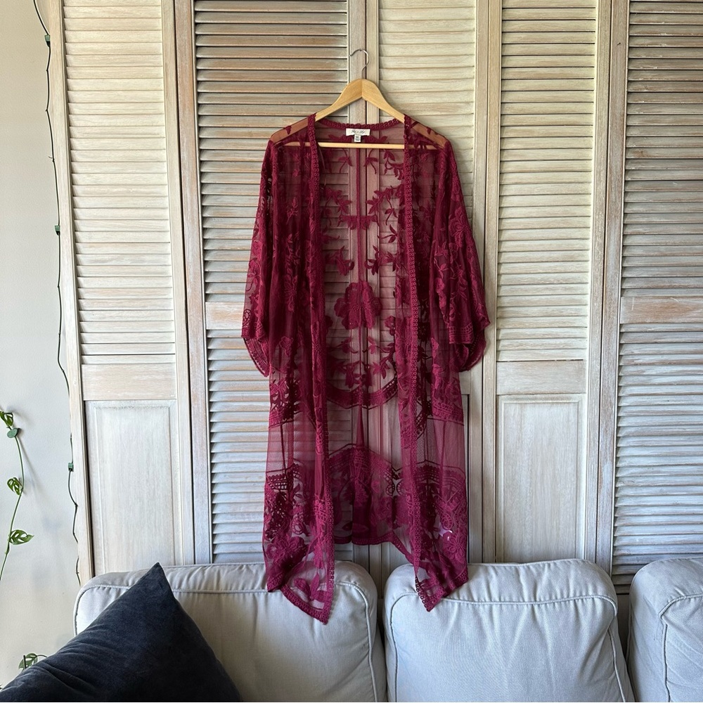 She & Sky lace kimono